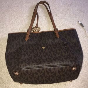 Michale Kors Bag